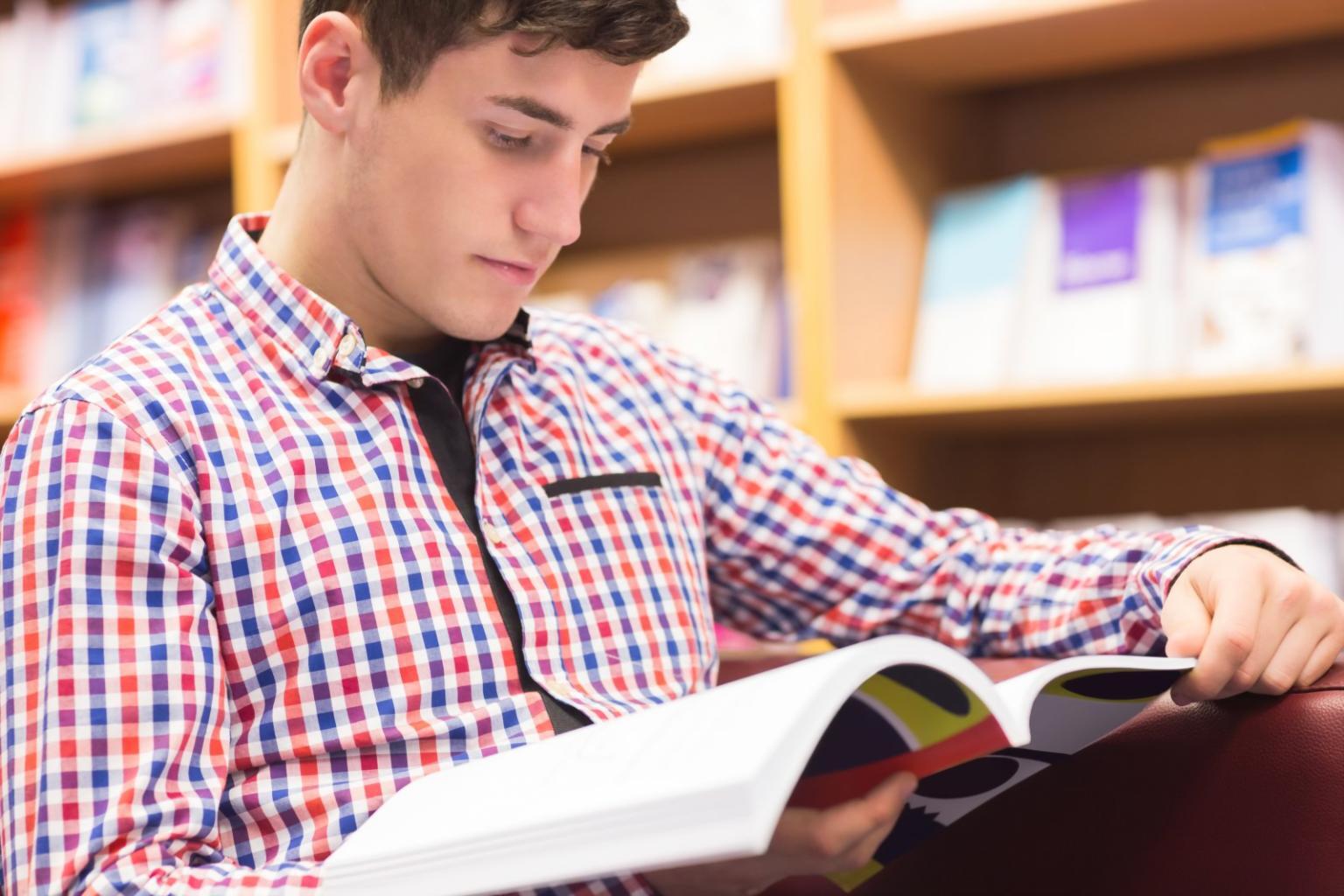 Teilnehmer in einem interaktiven Kommunikationsseminar